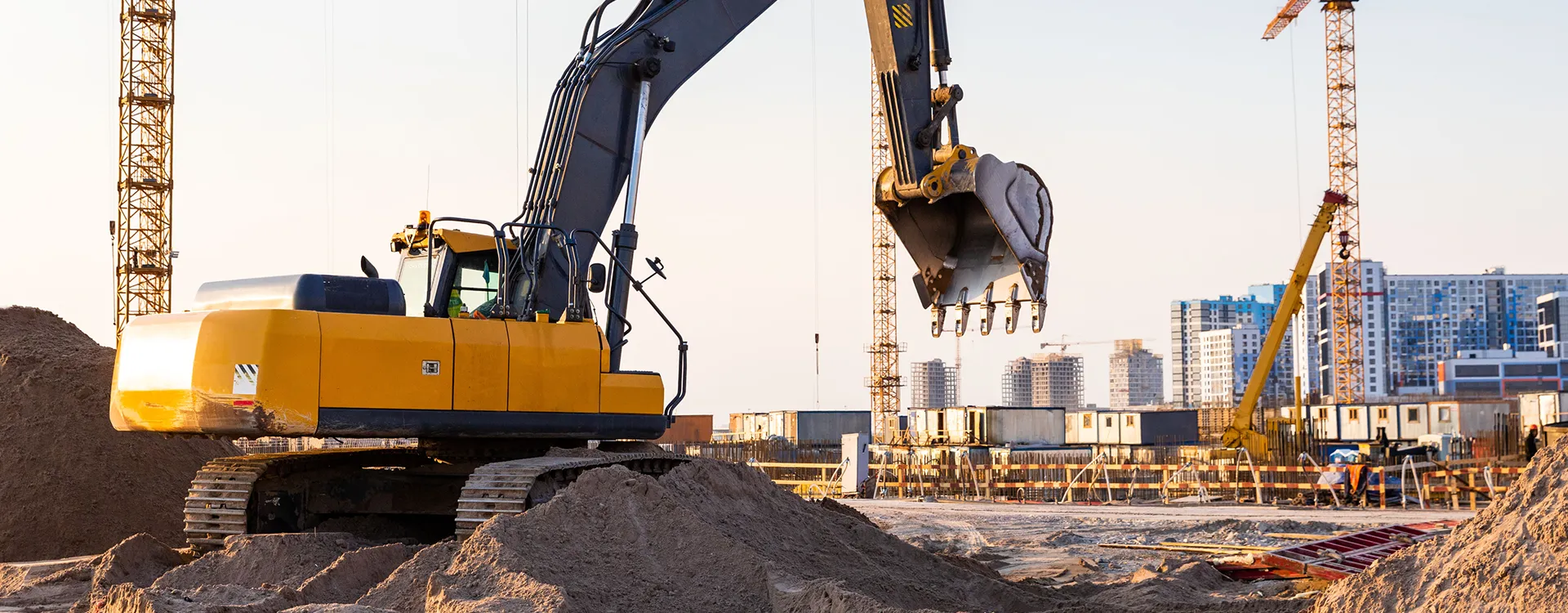 Saudi Arabia is entering a new era of construction growth. Large-scale commercial developments, mixed-use destinations and government-led projects aligned with Vision 2030 are redefining how projects are designed, managed and delivered.